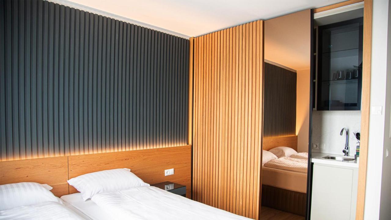 Rheinapart Hotel Und Boardinghouse Bornheim  Εξωτερικό φωτογραφία
